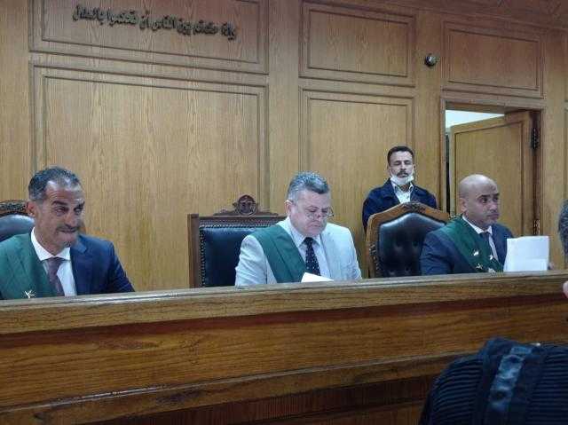 المحكمة تستمع لشهود النفي في قضية «حنين حسام» - صور