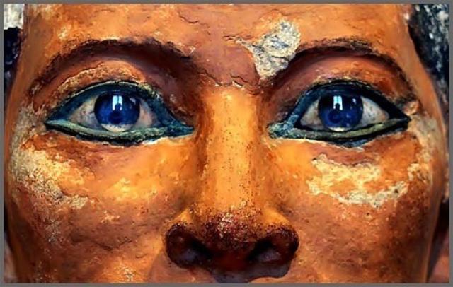 حقيقة العيون الملونة عند المصريين القدماء - خاص