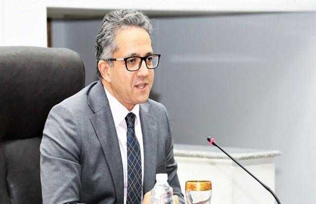 وزير الآثار: تعامد الشمس على وجه رمسيس الثاني ظاهرة فلكية فريدة.. فيديو