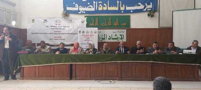 «بحوث الصحراء» ينظم دورة تدريبية حول الزراعة التعاقدية في المحاصيل الزيتية بالمنيا