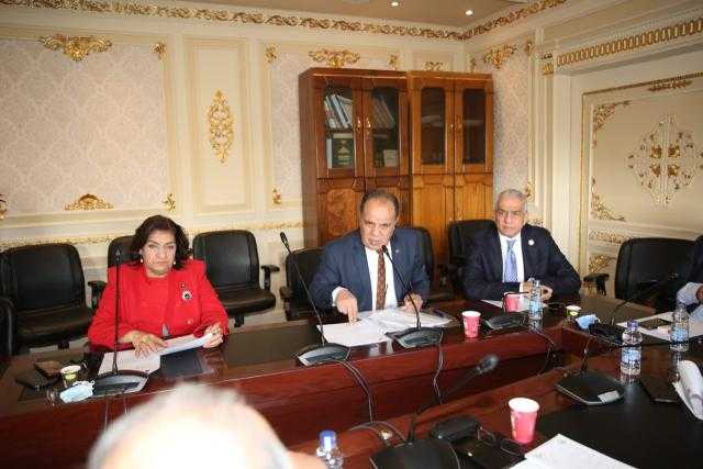 برلماني يزف بشرى سارة بشأن أزمة عمال شركة مضارب الإسكندرية
