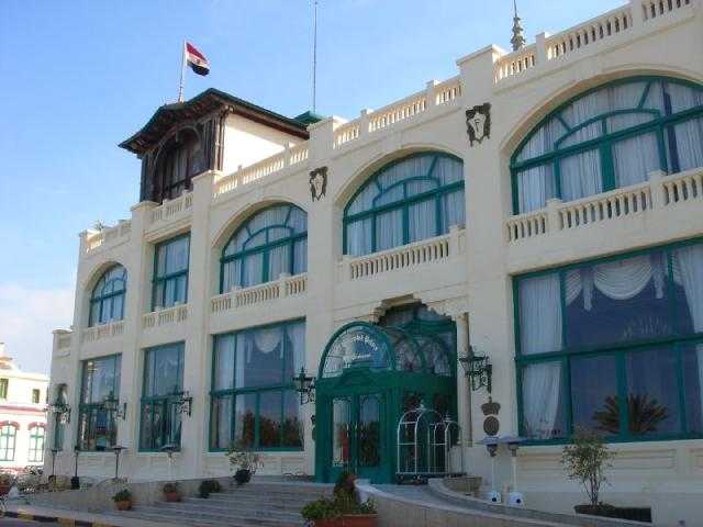 شيد لأجل عيون «مجرية».. تعرف على قصة قصر السلاملك وأبرز معالمه