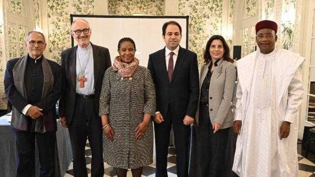 قيمتها مليون دولار.. تفاصيل حفل جائزة زايد للأخوة الإنسانية لعام 2022