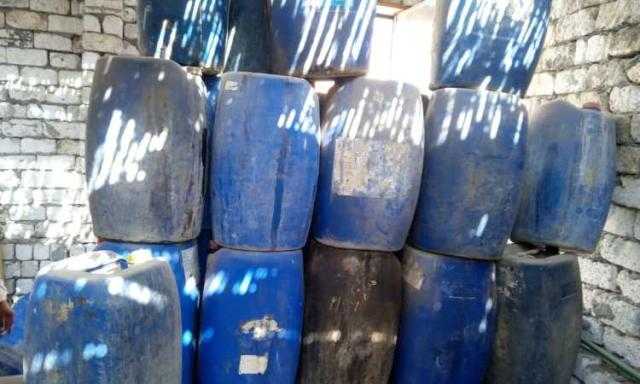 ضبط 4 أطنان منظفات مجهولة المصدر بالقطامية