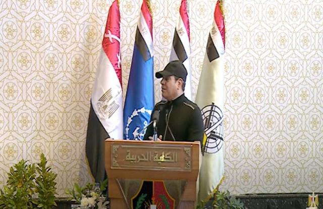 «المثابرة والتحمل والإخلاص».. وصايا الرئيس لطلاب الكلية الحربية- فيديو