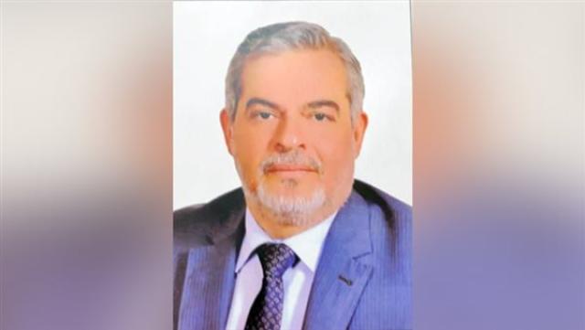عادل عبد العظيم وكيل محافظ مساعد قطاع البحوث الاقتصادية
