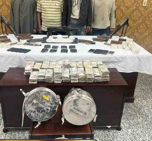 ضبط 4 أشخاص بحوزتهم 4 كيلو هيروين في الجيزة