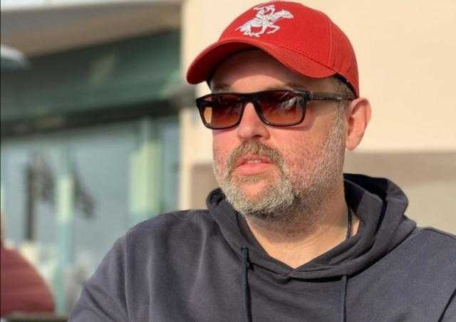محمد محمود عبد العزيز يدخل لوكيشن تصوير «ملف سري»