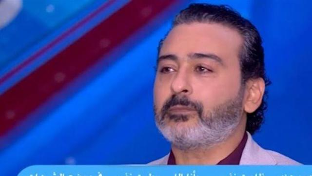 أحمد عزمي: أمي ماتت بسببي وأخويا اتقتل بـ13 طعنة وزوجتي طلبت الخلع