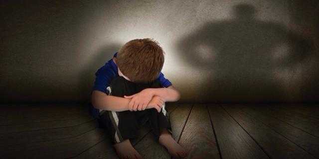 القبض على طالب أصاب آخر فى وجهه بسلاح أبيض بالتجمع الأول