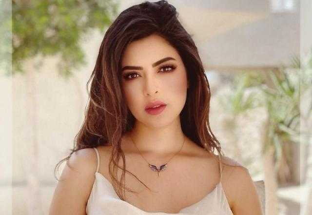 الأحد.. حكايات وأسرار تكشفها ميرنا جميل في «واحد من الناس»