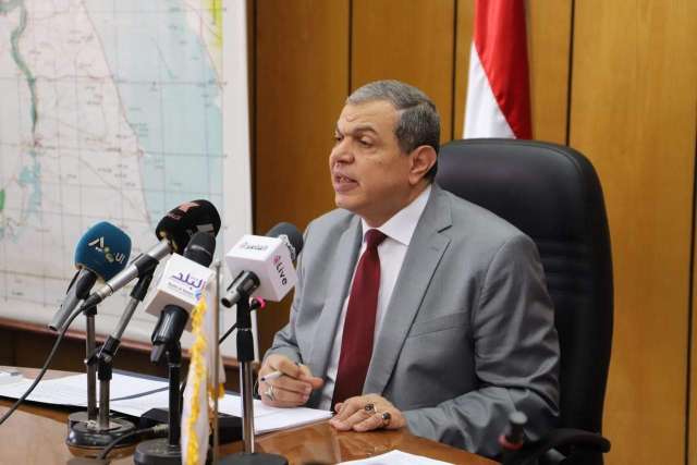 وزير القوى العاملة