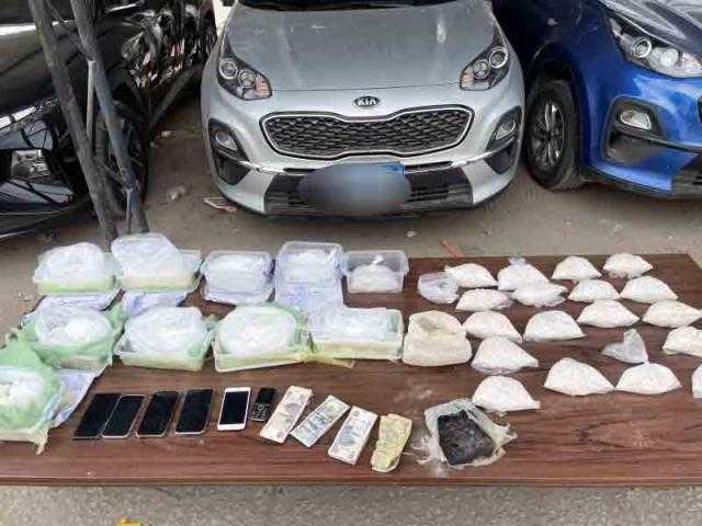ضبط مخدرات بـ11 مليون جنيه بحوزة 4 أجانب في الشرقية