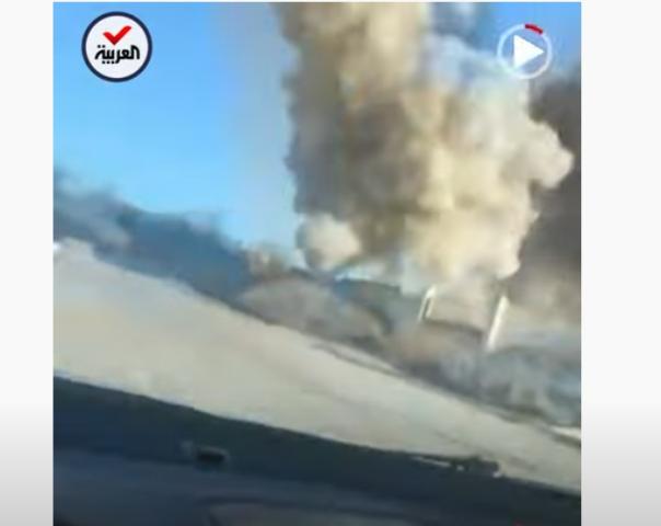 شاهد.. لحظة انفجار محطة وقود في أوكرانيا بعد قصفها