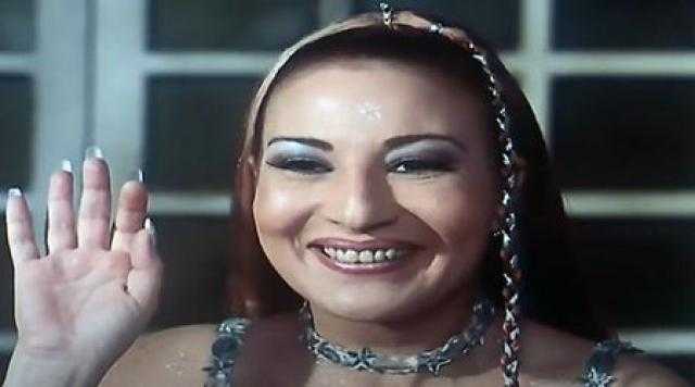 سوسن بدر تطالب جمهورها بالدعاء لـ جالا فهمي