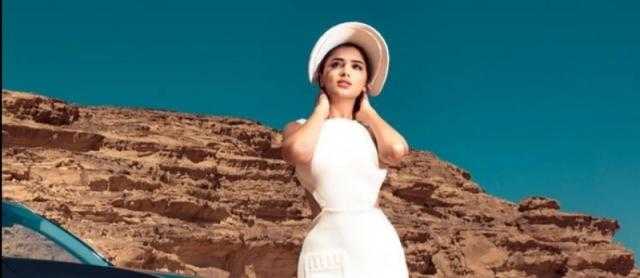 مي عمر تبهر جمهورها في أحدث جلسة تصويرية «صور»