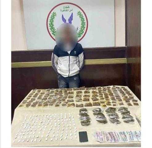 القبض على مسجل خطر بحوزته استروكس وهيروين وفودو بالمقطم
