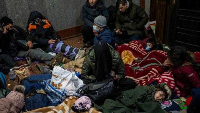 بعد هربهم من بلادهم.. لاجئون أفغان يفرون من أوكرانيا  «فيديو»