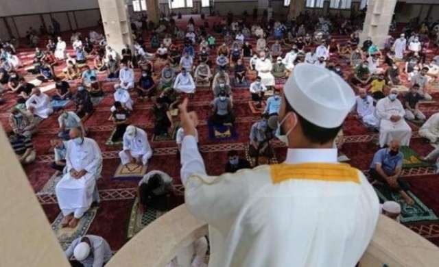 خطيب الجمعة