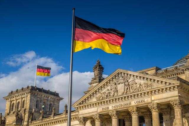 ألمانيا تعلن امتيازات جديدة للأوكرانيين النازحين بسبب الحرب