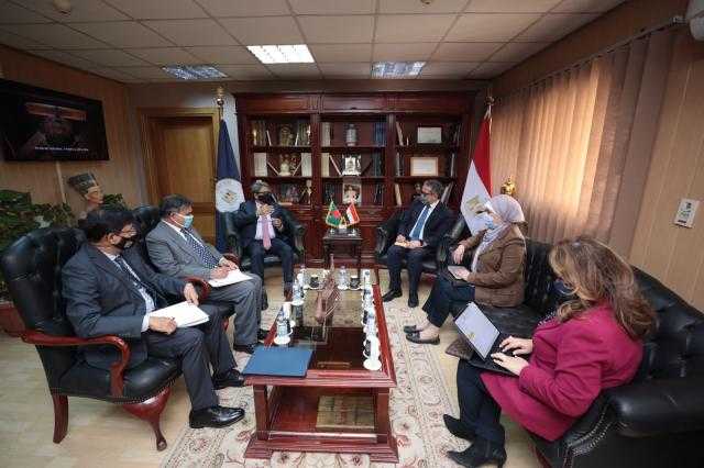 «وزير السياحة والآثار» يبحث سبل التعاون المشترك بين مصر وبنجلاديش