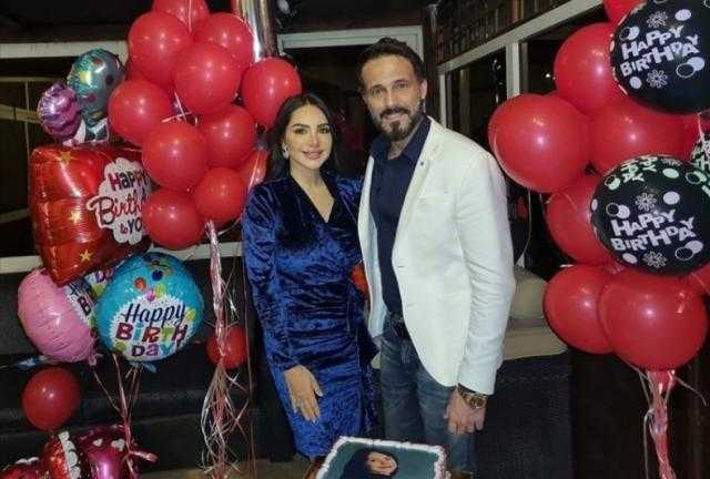 يوسف الشريف يحتفل بعيد ميلاد زوجته وسط أجواء رومانسية.. صور