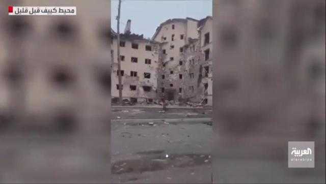 شاهد.. آثار الدمار بمحيط العاصمة الأوكرانية كييف