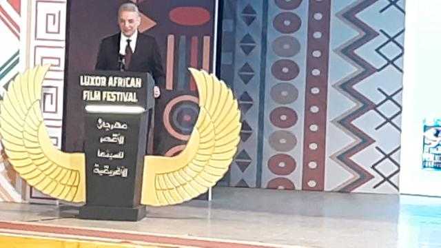 محمود حميدة: مهرجان الأقصر للسينما الأفريقية بلغ سن الرشد.. وسيصبح كنزًا للمعرفة