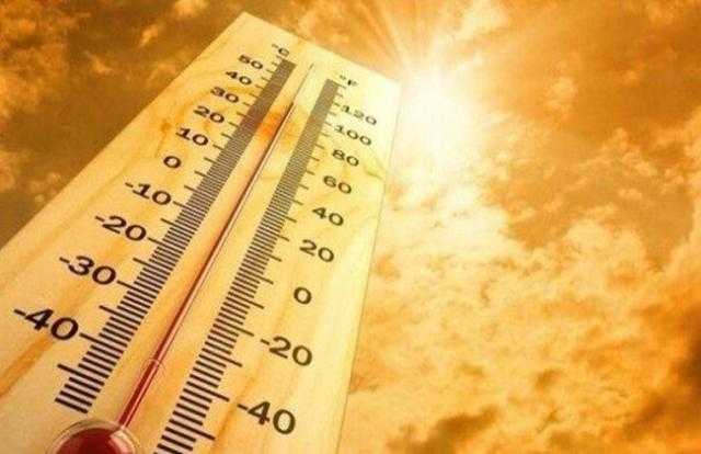 القاهرة تسجل 27.. الأرصاد تحذر من ارتفاع درجات الحرارة غدا «فيديو»