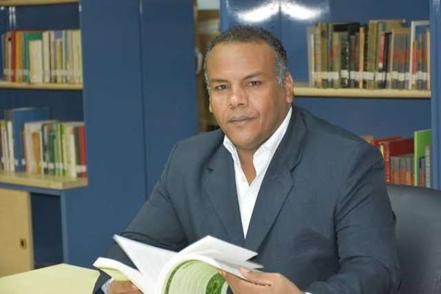أبوبكر الديب الباحث في العلاقات الدولية والاقتصاد السياسي