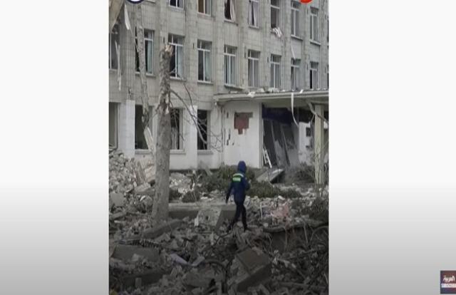 لحظة قصف القوات الروسية لمدرسة أوكرانية «فيديو»