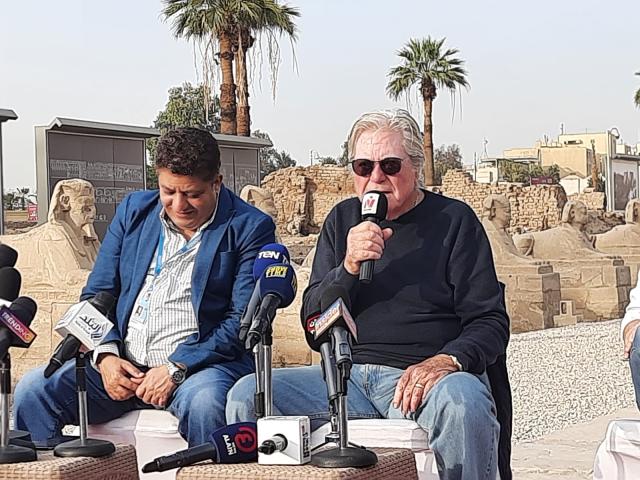 الفنان حسين فهمى
