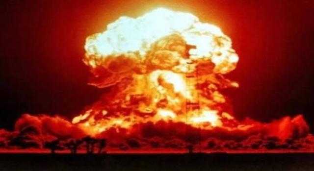 هل ادعت أوكرانيا حريق محطة زابوريجيا النووية؟.. فيديو