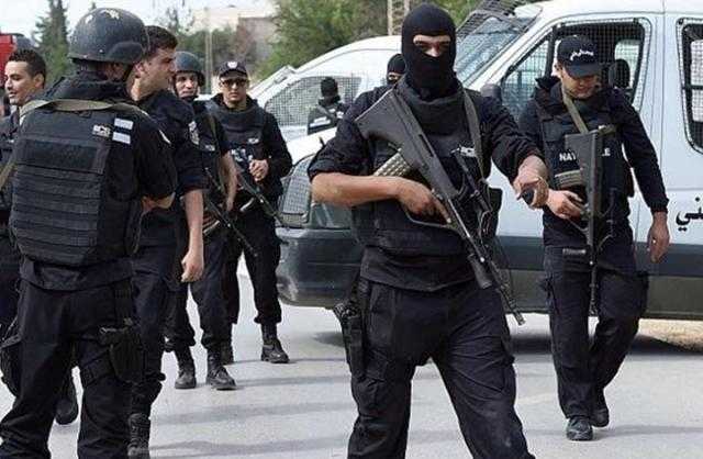 تونس: ضبط 63 مهاجرًا غير شرعي حاولوا عبور الحدود البحرية والبرية