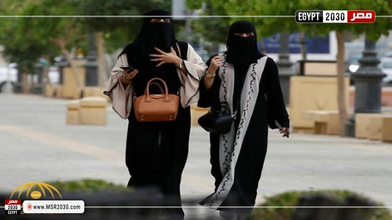 امرأتان (تعبيرية)