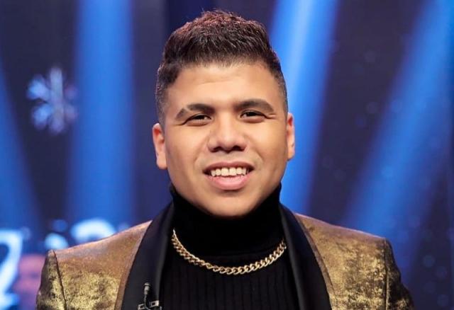 عمر كمال 