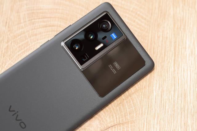 مواصفات vivo X Fold فيفو إكس فولد