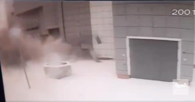 لحظة قصف معهد خاركيف النووي للفيزياء والتكنولوجيا «فيديو»