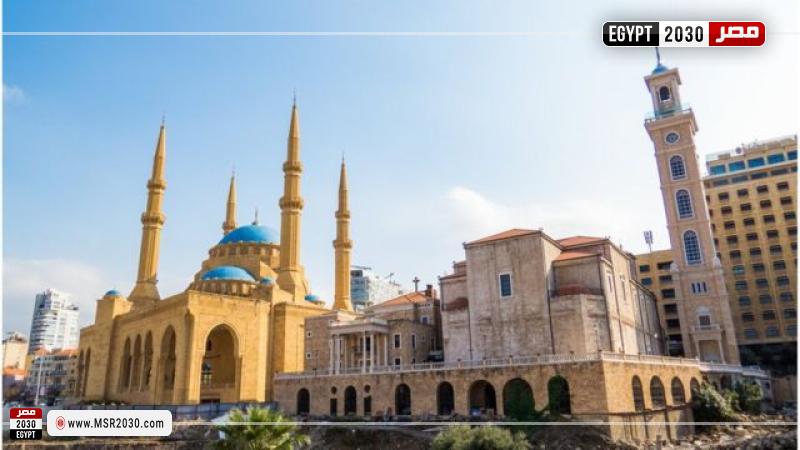 كنيسة إلى جوار المسجد