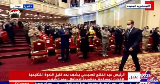 بحضور السيسي.. بدء الندوة التثقيفية الـ35 للقوات المسلحة