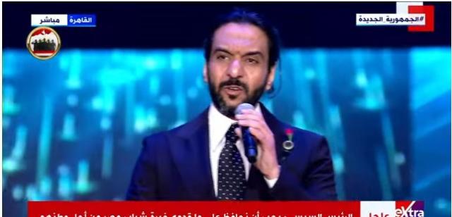 بهاء سلطان يشعل احتفالية يوم الشهيد بأغنية مؤثرة