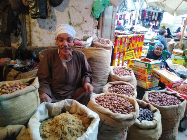 أنواع وأسعار بلح رمضان 2022
