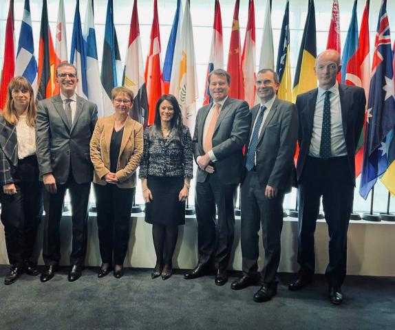 التعاون الدولي: مستعدون للعمل المشترك مع البنك الأوروبي لدعم توسعه في أفريقيا