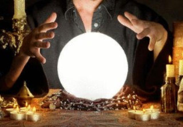 البحث عن مشعوذ لاتهامه بمحاولة اغتصاب سيدة فى مقابر حلوان