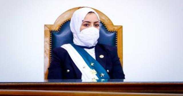 «لن يفلح قوم ولوا أمرهم امرأة».. هل تولي المرأة القضاء حرام؟