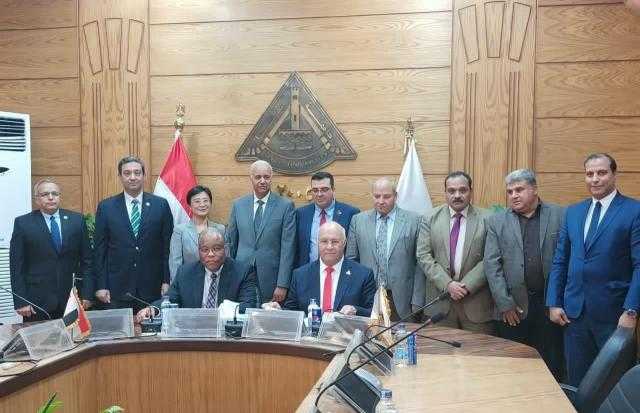 اتفاقية تعاون بين جامعة العلمين الدولية و «لويفيل» الأمريكية