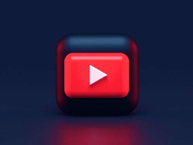 يوتيوب الأمريكية تحجب كل القنوات الروسية
