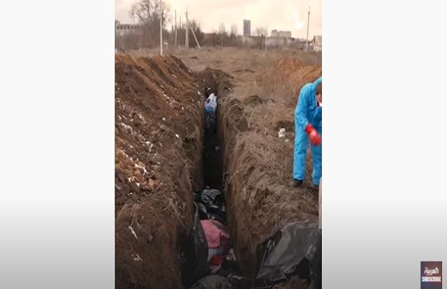 مشاهد مرعبة.. مقابر جماعية لضحايا الحرب في أوكرانيا «فيديو»