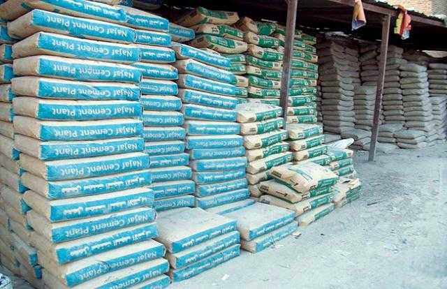 شعبة مواد البناء: «التجار أبرياء من رفع أسعار الأسمنت والحديد» - فيديو