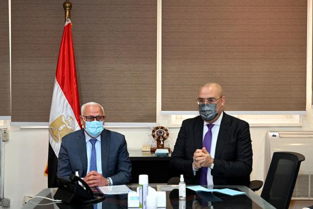 وزير الاسكان عاصم الجزار